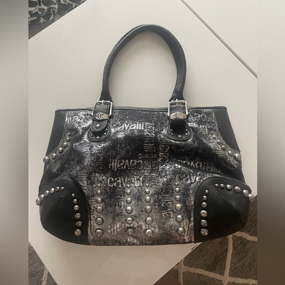 Just Cavalli
Leather handbag
good condition
Black, Leather - Picture 2 of 5